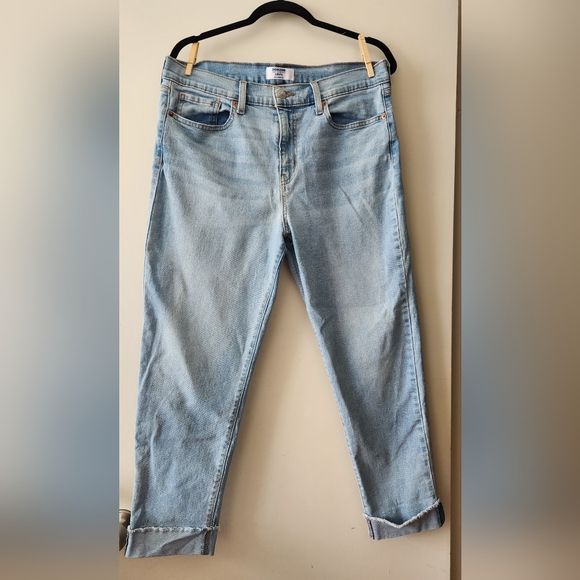 Denizen for Levi Miderise Cropped Jeans (2 available) - Picture 6 of 11